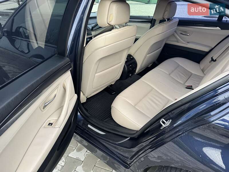Седан BMW 5 Series 2012 в Ирпене