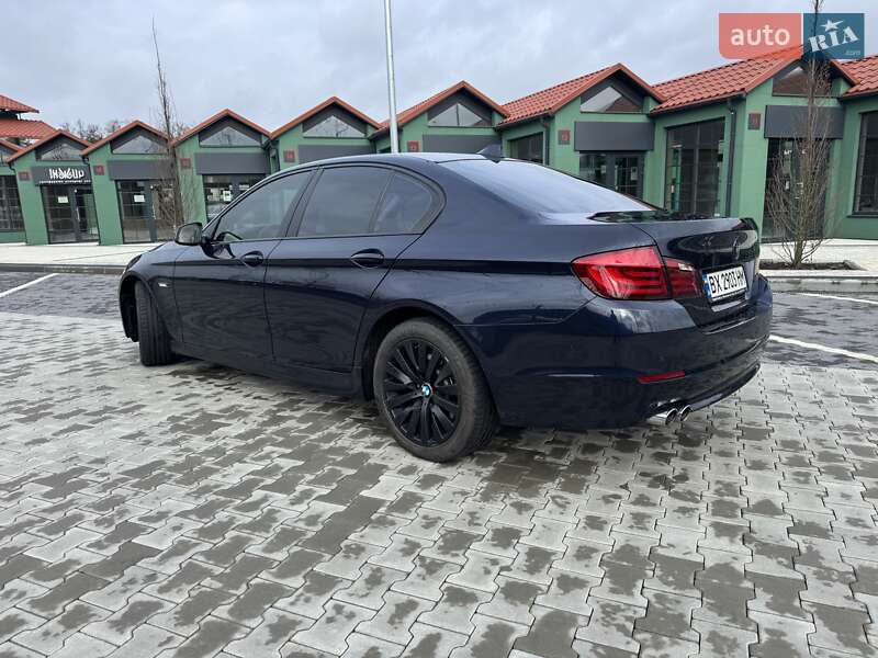 Седан BMW 5 Series 2012 в Ирпене