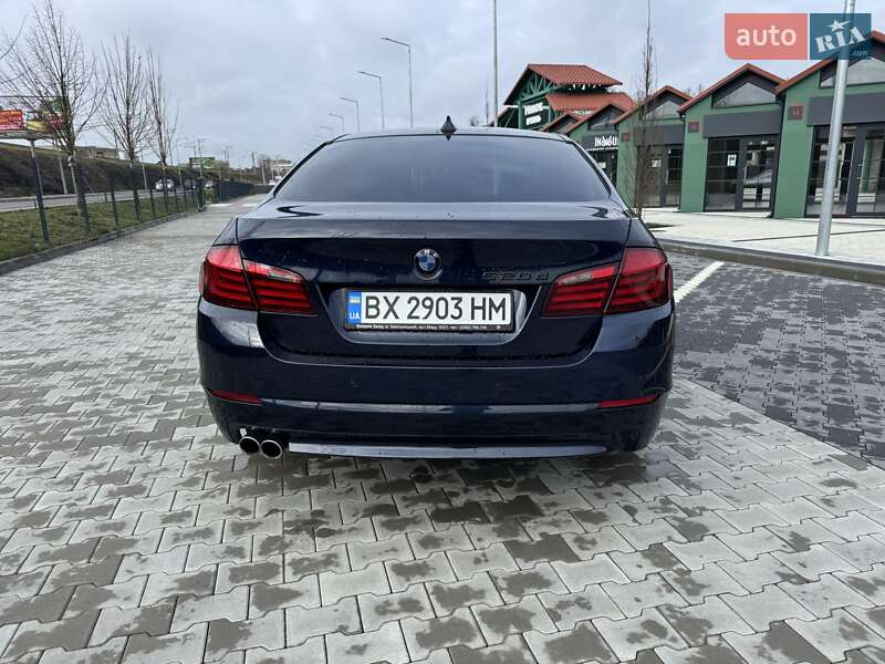 Седан BMW 5 Series 2012 в Ирпене