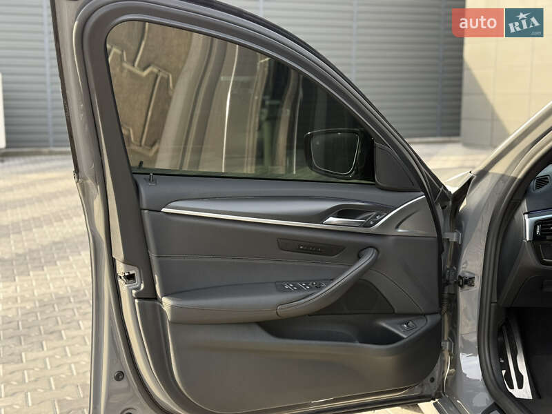 Седан BMW 5 Series 2020 в Белой Церкви фото 27 Седан BMW 5 Series 2020 в Белой Церкви
