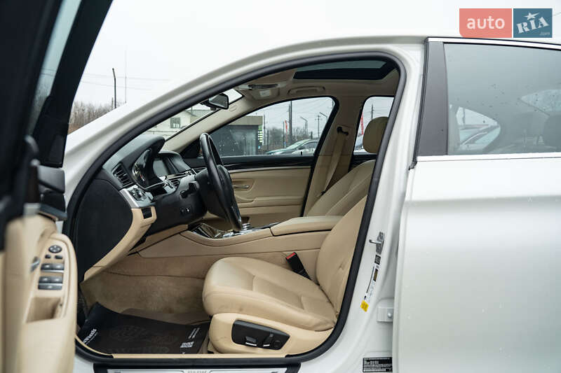 Седан BMW 5 Series 2014 в Черновцах