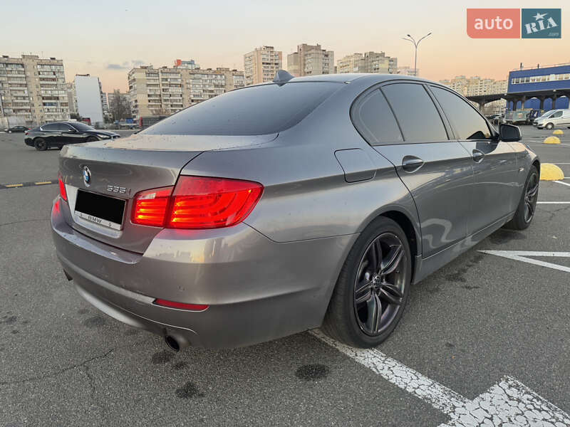 Седан BMW 5 Series 2011 в Києві