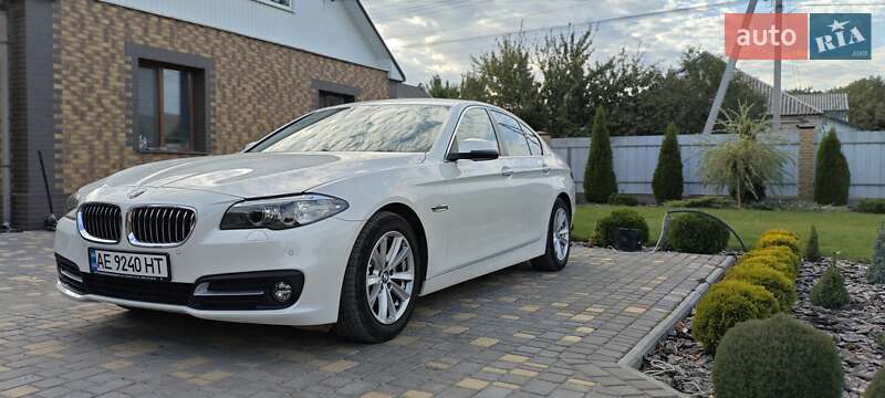Седан BMW 5 Series 2016 в Верхнеднепровске фото 26 Седан BMW 5 Series 2016 в Верхнеднепровске