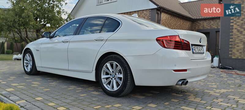 Седан BMW 5 Series 2016 в Верхнеднепровске фото 28 Седан BMW 5 Series 2016 в Верхнеднепровске