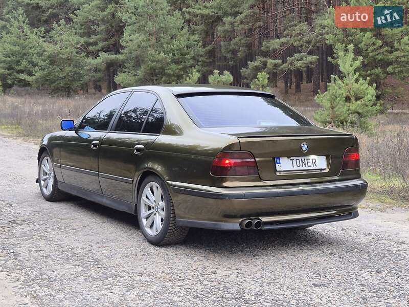 Седан BMW 5 Series 2002 в Ахтырке