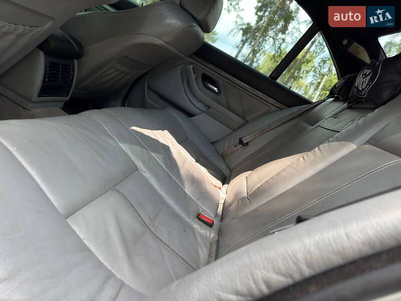 Седан BMW 5 Series 2002 в Ахтырке