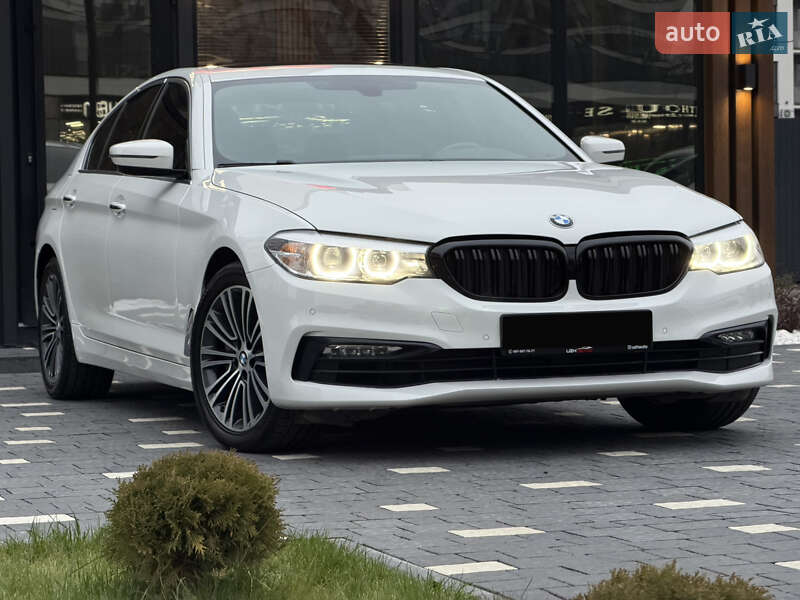 Седан BMW 5 Series 2017 в Ужгороді