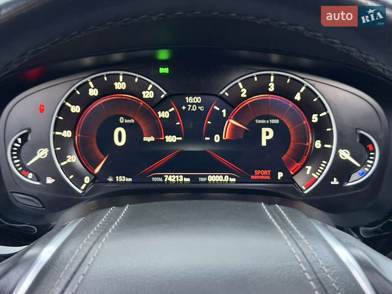 Седан BMW 5 Series 2017 в Ужгороді