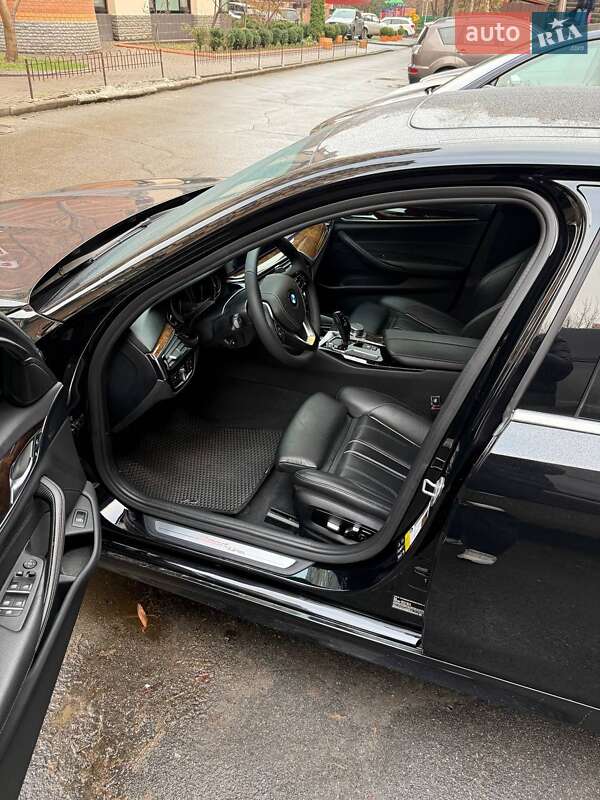 Седан BMW 5 Series 2018 в Киеве