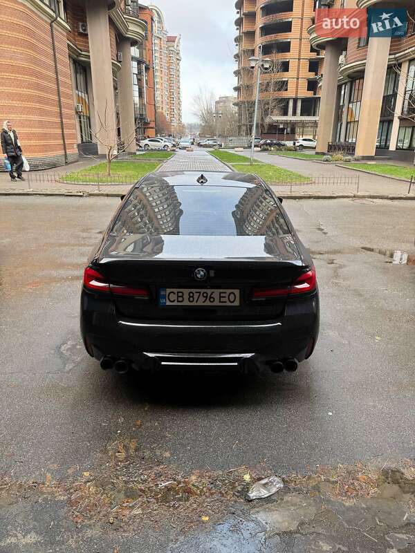 Седан BMW 5 Series 2018 в Киеве