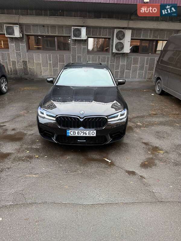 Седан BMW 5 Series 2018 в Киеве