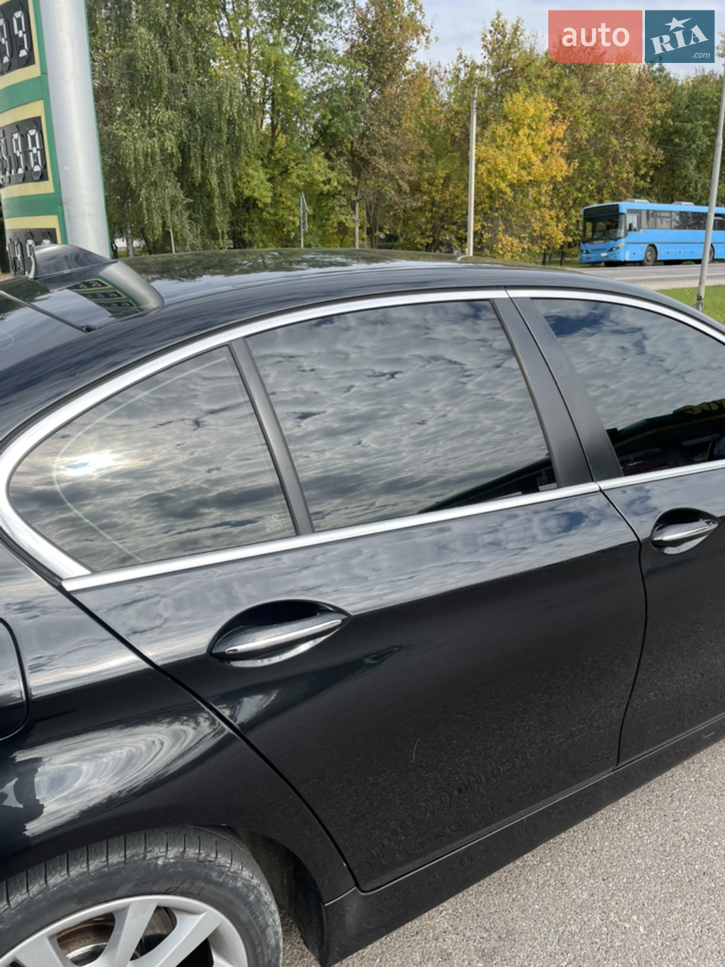 2012 BMW 5er - мініатюра 13