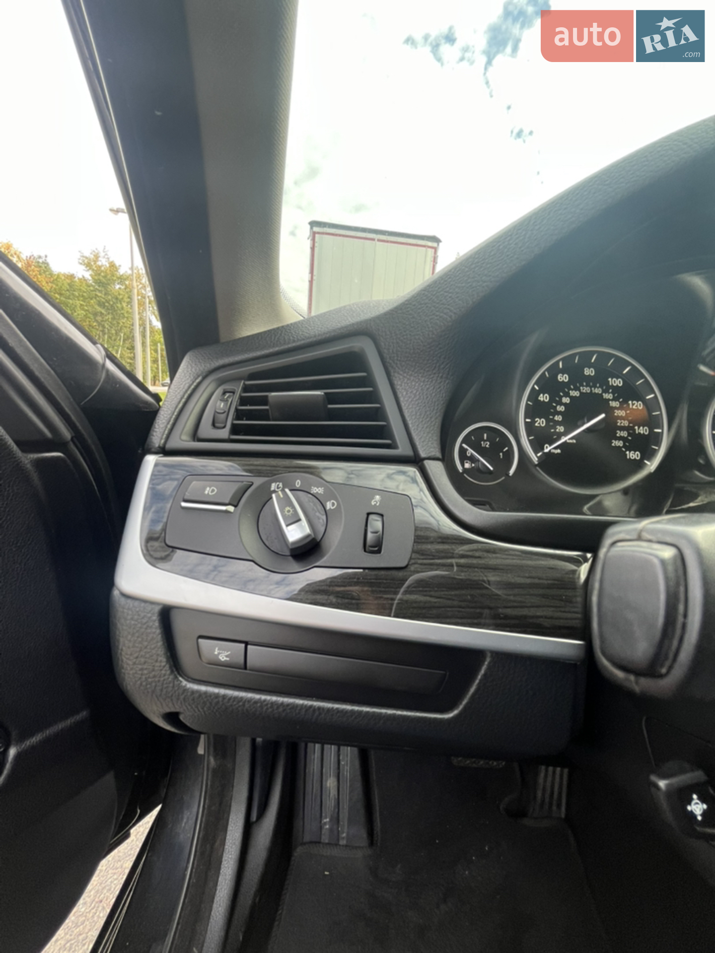 2012 BMW 5er - мініатюра 30