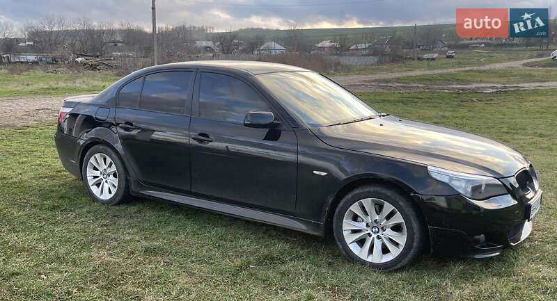 Седан BMW 5 Series 2005 в Бершади