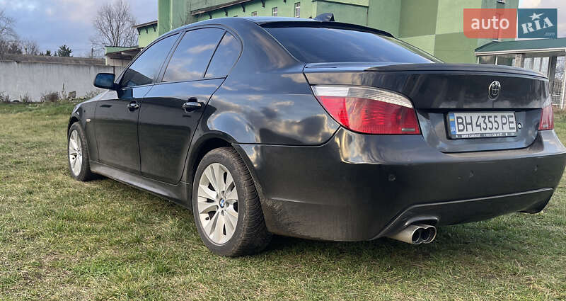 Седан BMW 5 Series 2005 в Бершади