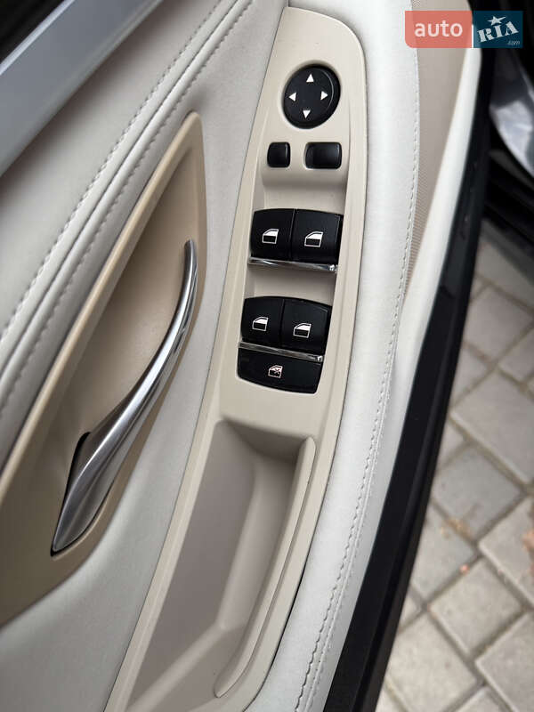 Седан BMW 5 Series 2013 в Киеве