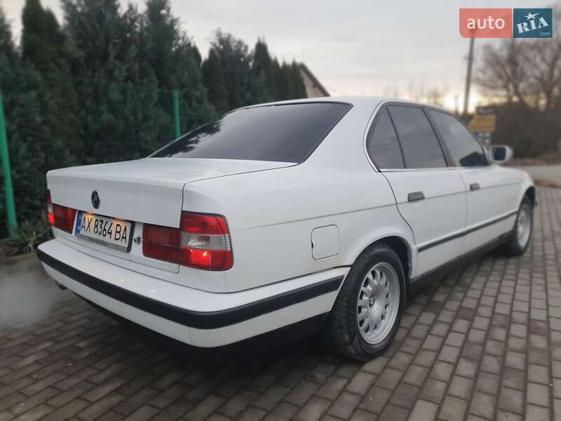 Седан BMW 5 Series 1988 в Ивано-Франковске