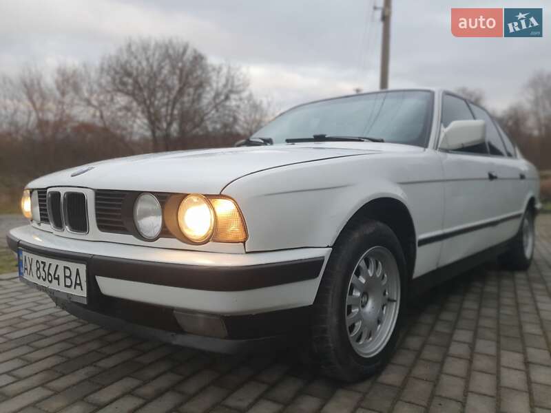 Седан BMW 5 Series 1988 в Ивано-Франковске