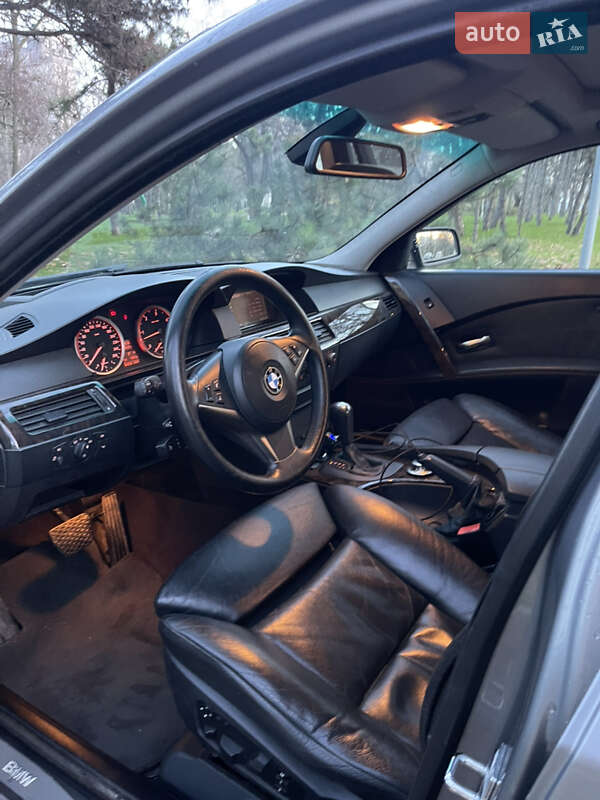 Универсал BMW 5 Series 2004 в Одессе