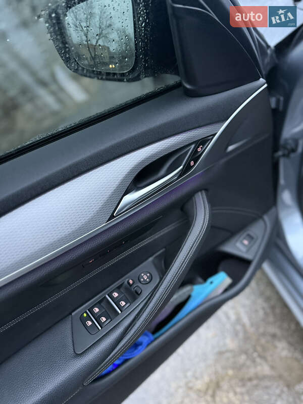 Седан BMW 5 Series 2018 в Києві
