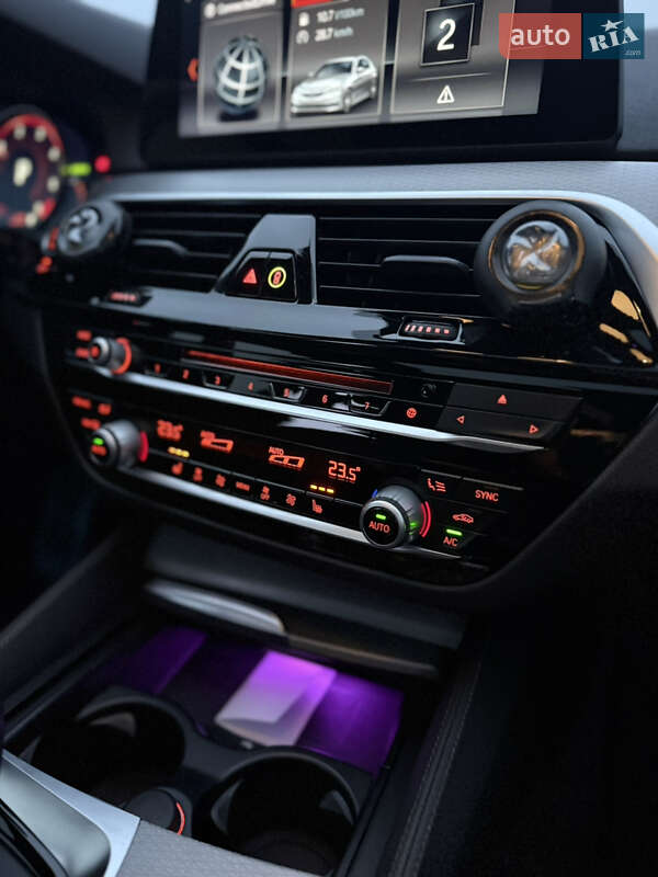 Седан BMW 5 Series 2018 в Києві