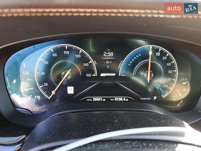 Седан BMW 5 Series 2019 в Львове