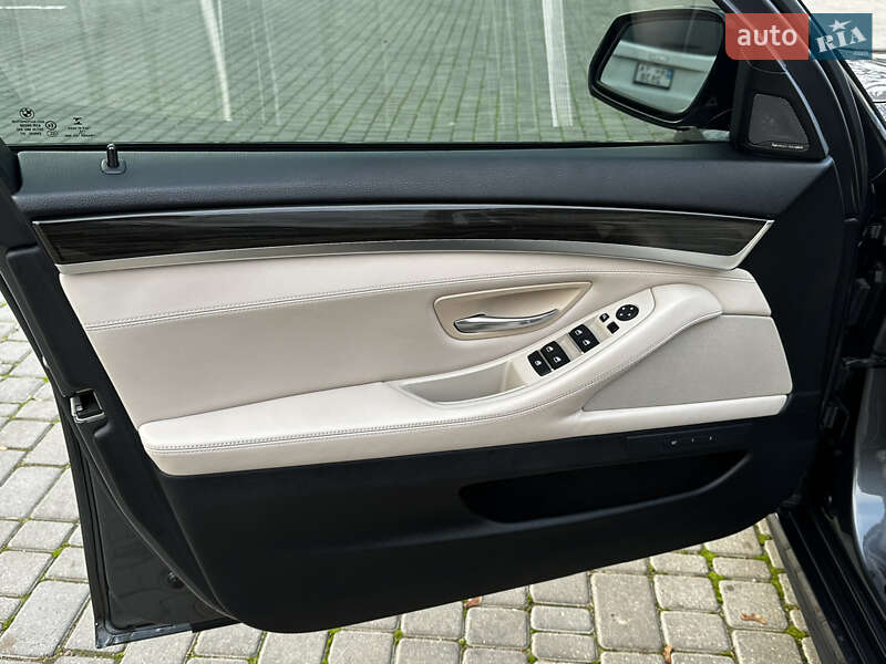 Седан BMW 5 Series 2016 в Одесі