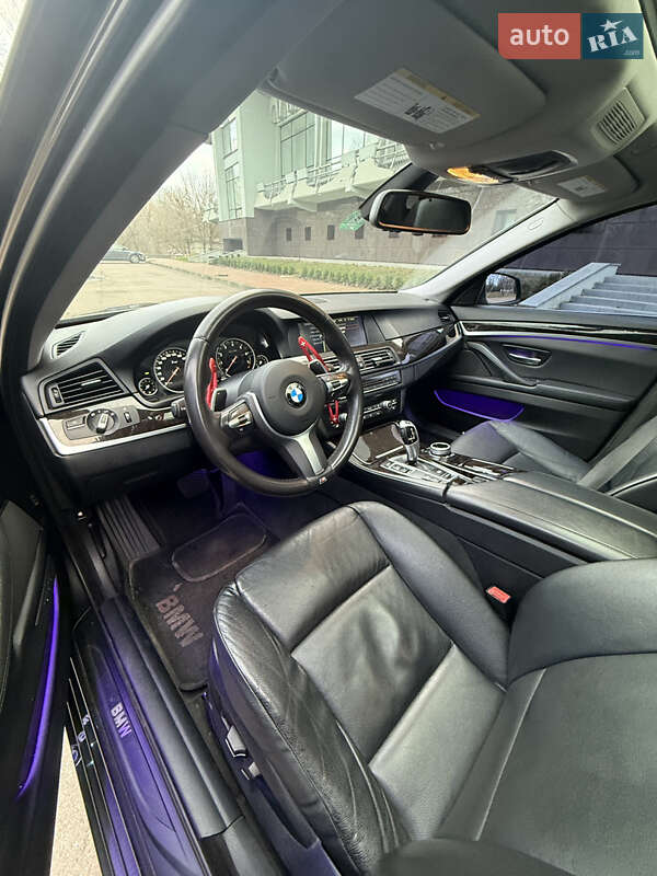 Седан BMW 5 Series 2012 в Сумах