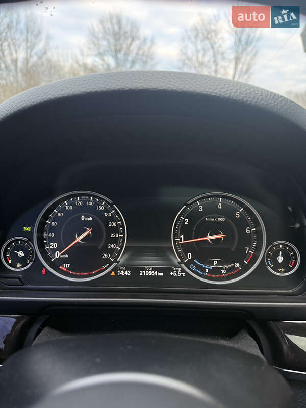 Седан BMW 5 Series 2012 в Сумах