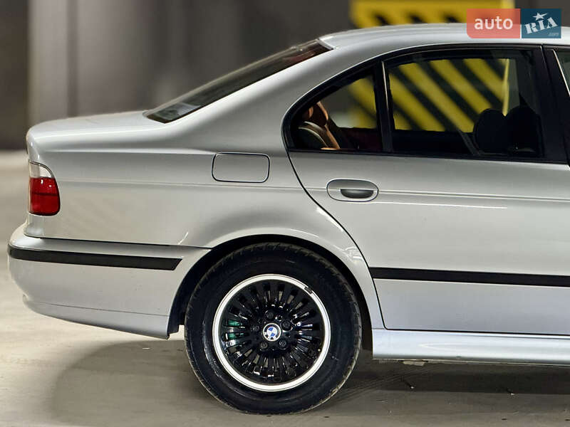 Седан BMW 5 Series 1998 в Івано-Франківську