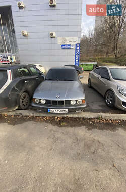 Седан BMW 5 Series 1991 в Харкові