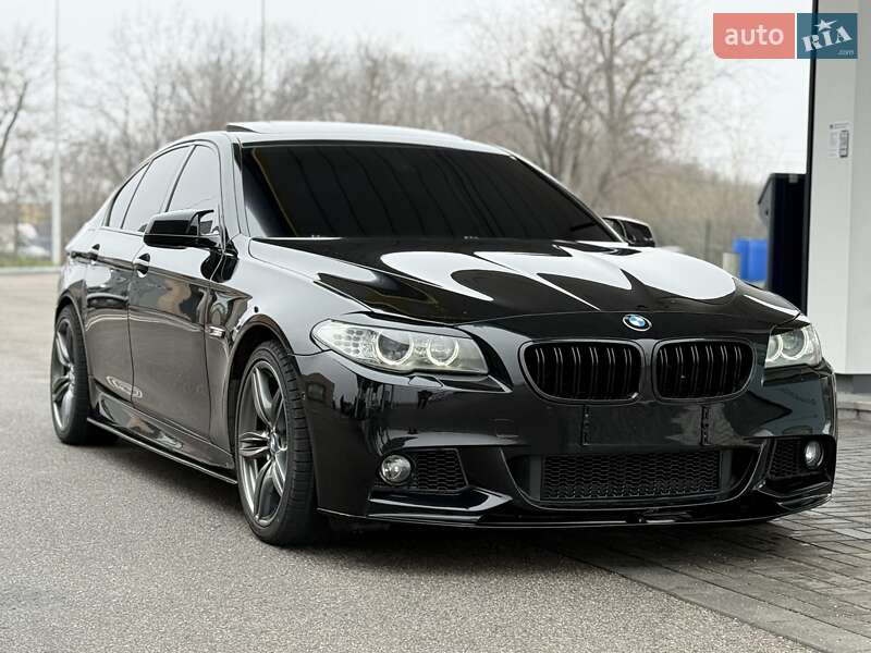 Седан BMW 5 Series 2013 в Днепре
