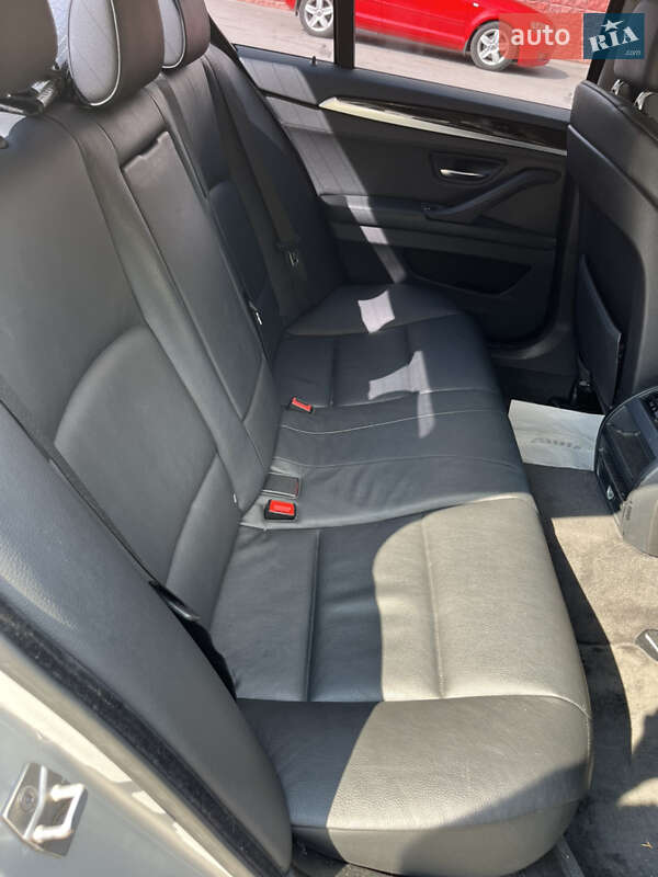 Седан BMW 5 Series 2011 в Хмельнике