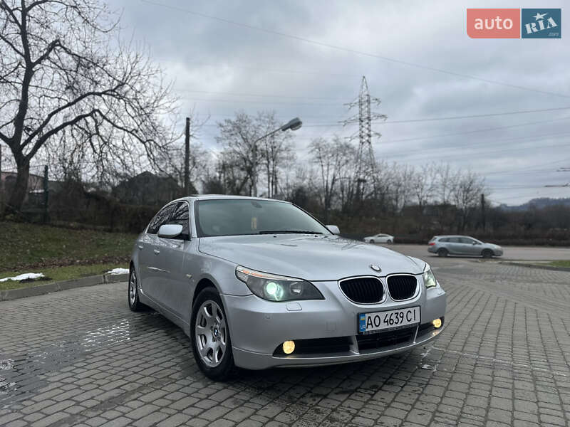 Седан BMW 5 Series 2004 в Львове