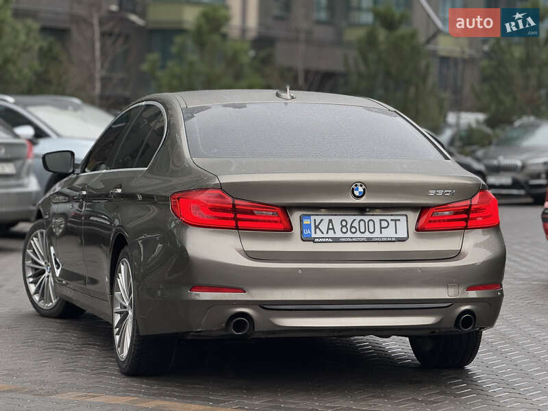 Седан BMW 5 Series 2017 в Киеве