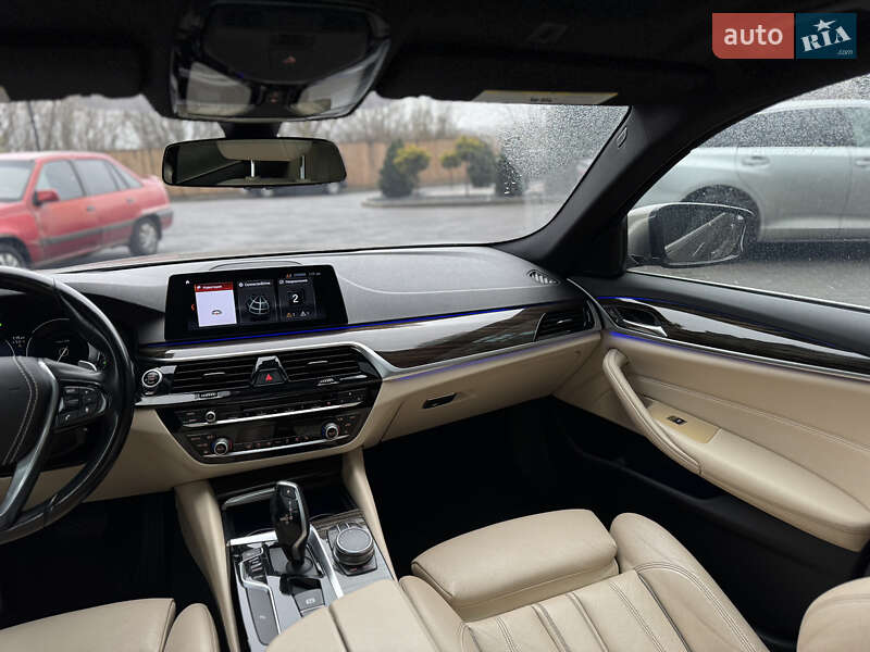 Седан BMW 5 Series 2017 в Киеве