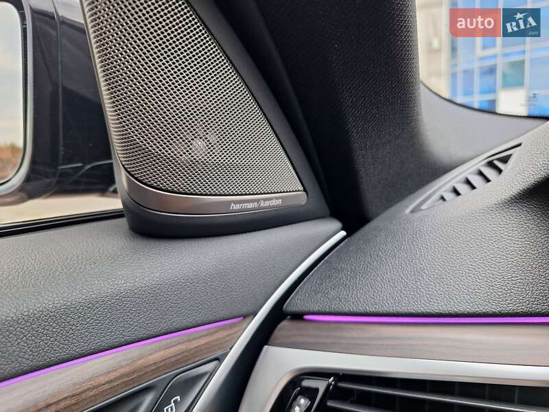 Седан BMW 5 Series 2017 в Николаеве