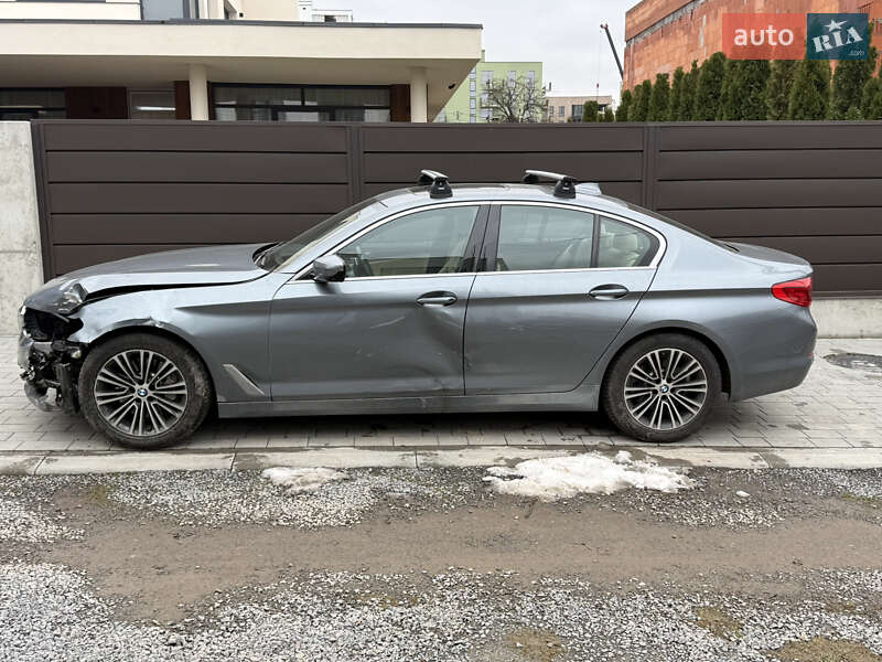 Седан BMW 5 Series 2018 в Львове