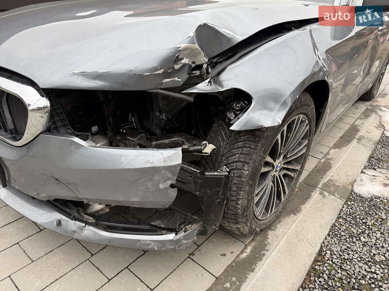 Седан BMW 5 Series 2018 в Львове