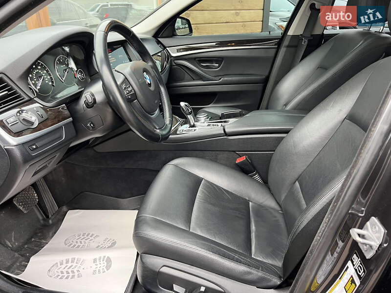 Седан BMW 5 Series 2015 в Житомирі