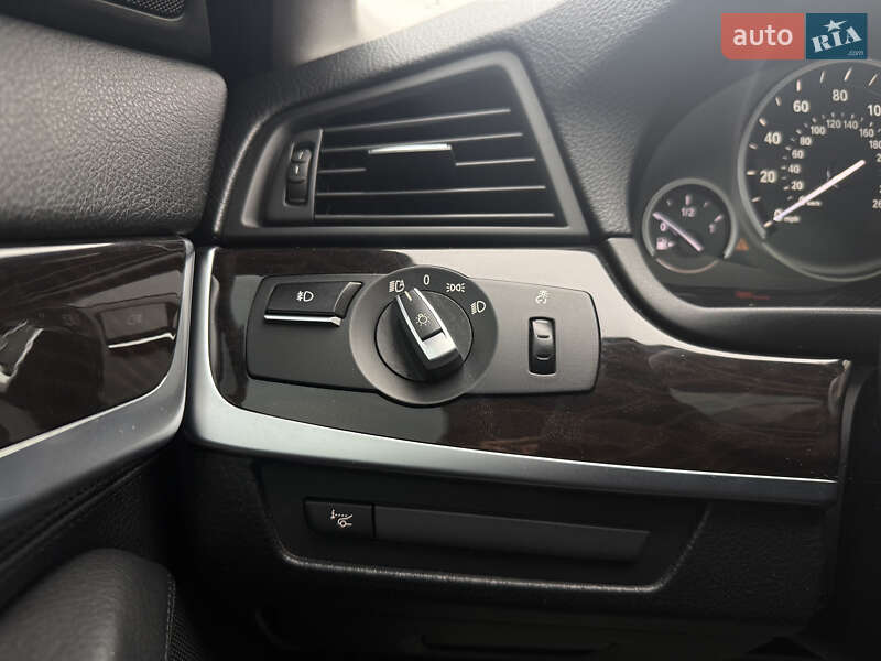 Седан BMW 5 Series 2015 в Житомирі