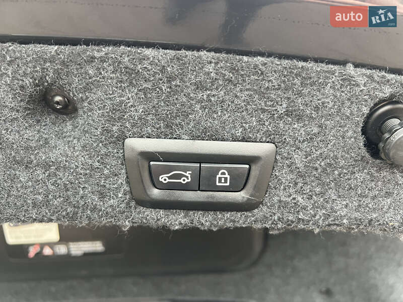 Седан BMW 5 Series 2015 в Житомирі