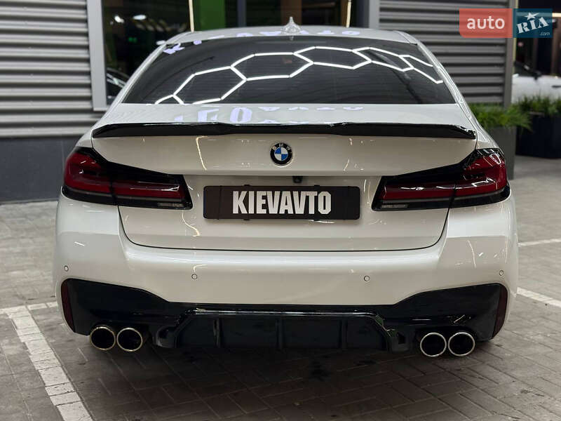 Седан BMW 5 Series 2018 в Києві