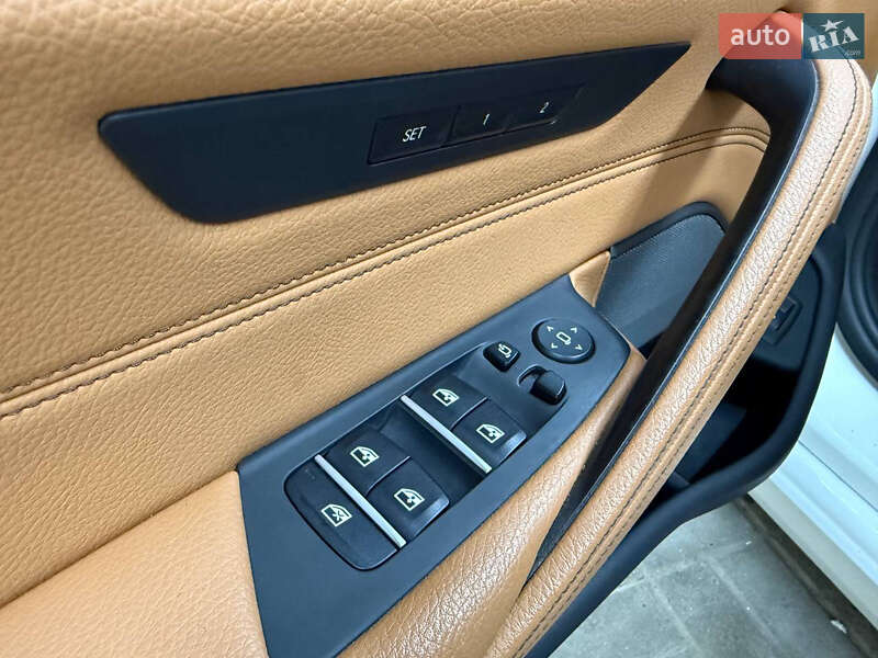 Седан BMW 5 Series 2018 в Києві