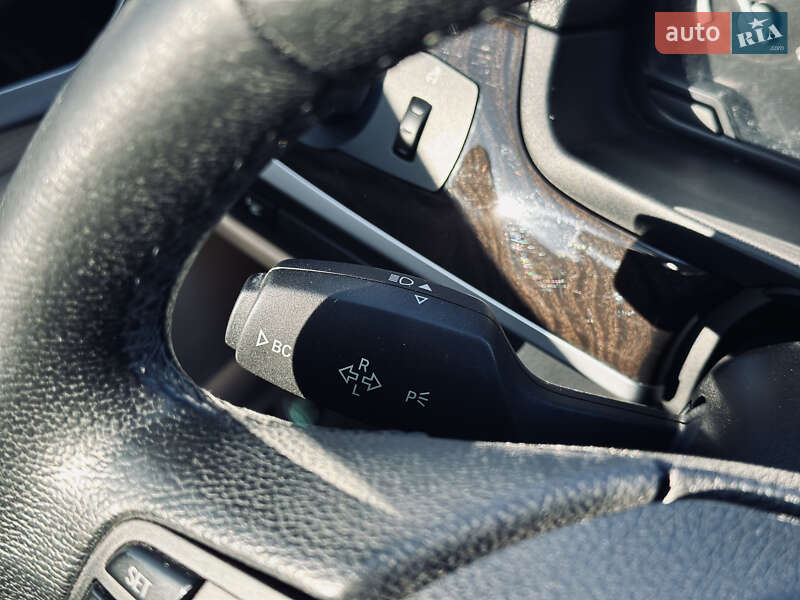 Седан BMW 5 Series 2012 в Кременчуге