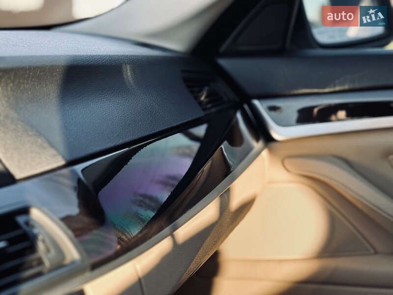 Седан BMW 5 Series 2012 в Кременчуге