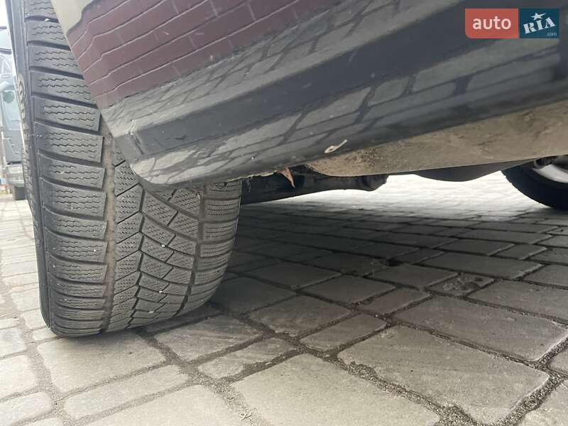 Седан BMW 5 Series 2013 в Луцке фото 35 Седан BMW 5 Series 2013 в Луцке