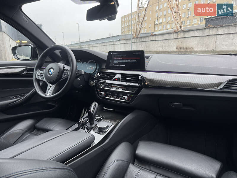 Седан BMW 5 Series 2017 в Киеве