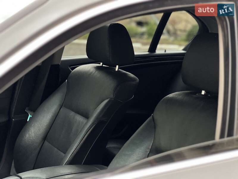 Седан BMW 5 Series 2007 в Тернополе