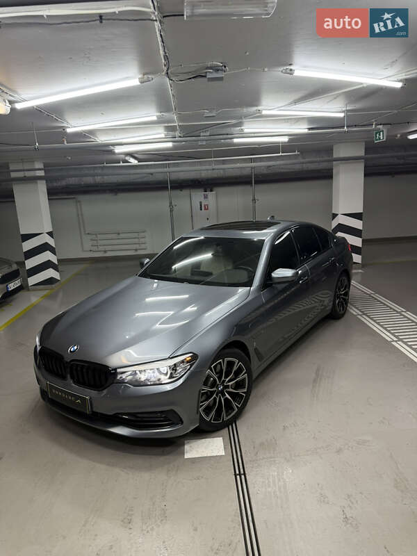 Седан BMW 5 Series 2017 в Киеве